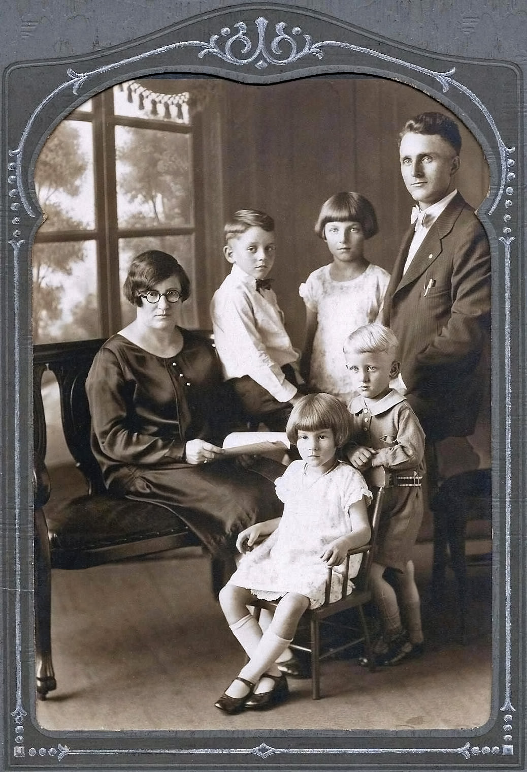 Portrait of my father's family taken in 1928 at Wautoma Wisconsin, not far from the family farm near Hancock. In front are my aunt Verona and uncle Bernold; behind them left to right are my grandmother Anna Rathjen Bohn, my father Gerhardt, my aunt Sylvia, and grandfather Herman Bohn. View full size.