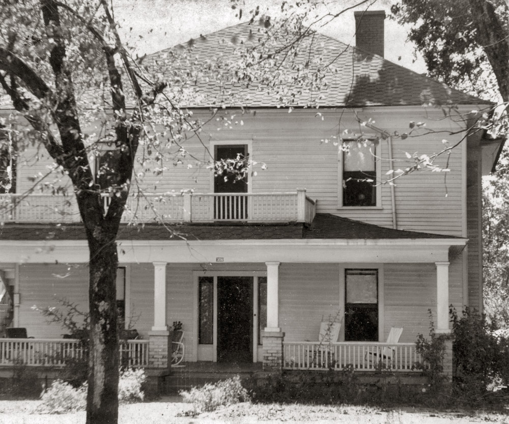 Oxford-Boynton House on Meriwether Street in Griffin, Ga. This is my house, picture was taken in the 1940's. The house was built between 1915 and 1919. View full size.