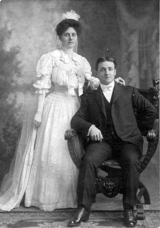 Otto and Hattie Schiffer. Circa 1900. Studio wedding photograph. View full size.