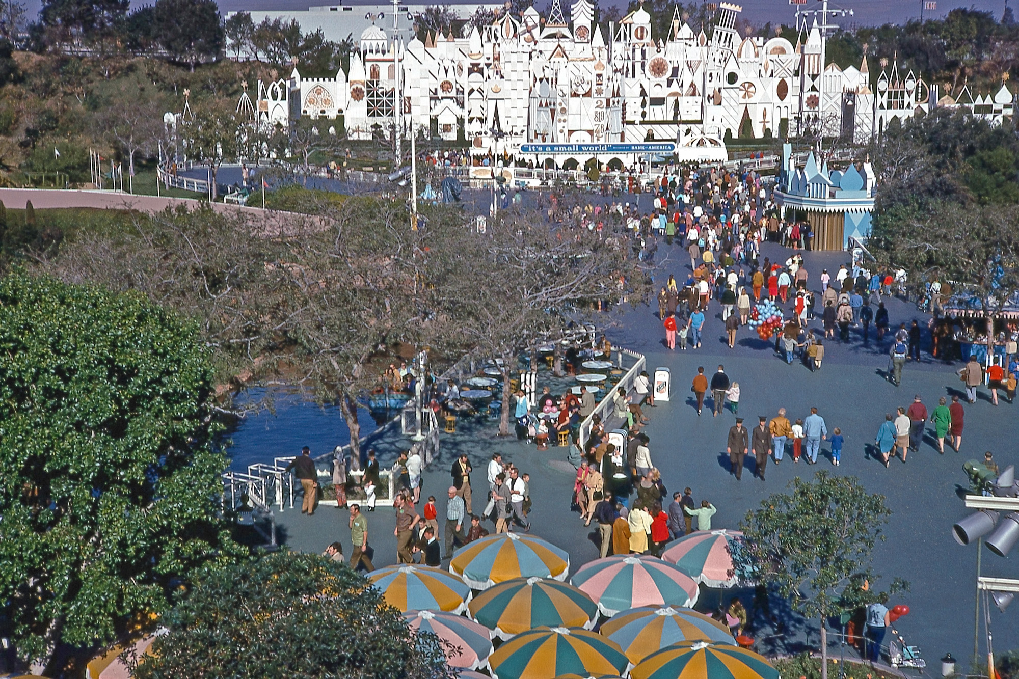 Disneyland, 1969. Kodachrome slide by my dad. View full size.