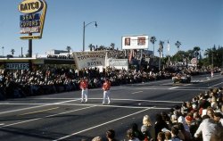New Year's Day 1960 along Colorado Avenue in Pasadena, California, and the 71st annual Tournament of Roses Parade. View full size.
