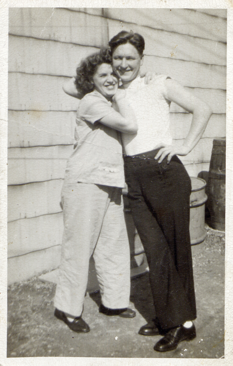 Mary and Morris Witman pose for a snapshot. View full size.