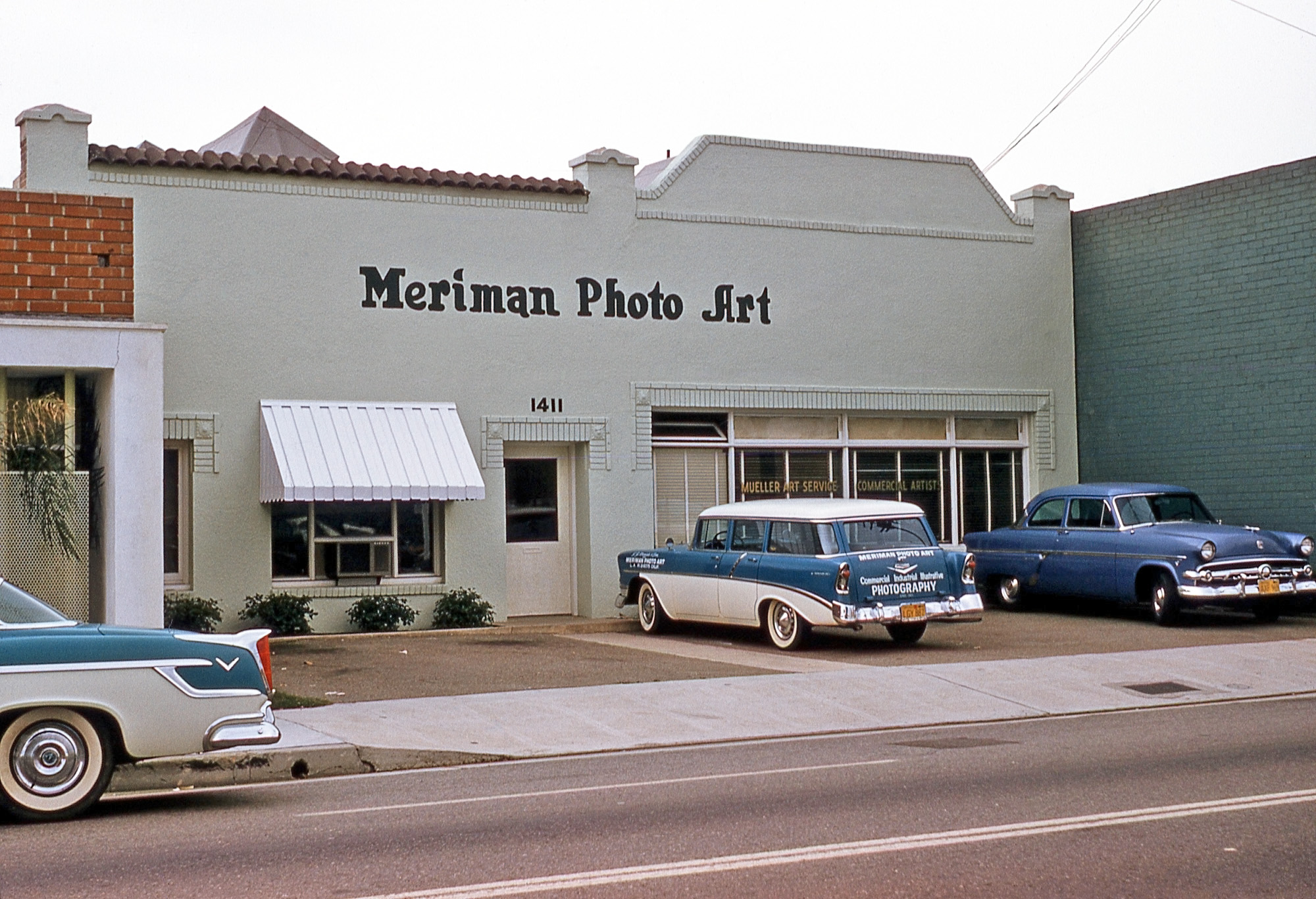 Meriman Photo Art, 1411 Maple Ave., Los Angeles, California. Kodachrome slide taken in 1957 that I found in a thrift store. View full size.