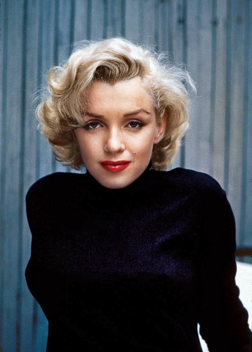 Hollywood, 1953. "Actress Marilyn Monroe at home." 35mm color transparency by Alfred Eisenstaedt. View full size.