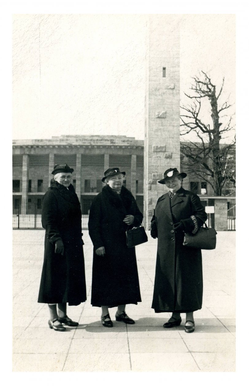Picture of 3 women, March 1937, in front of the Berlin Reichs Sports Arena (in 1939 known as Olympia Stadium)
