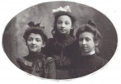 This is a picture of my grandmother, Elizabeth, and her sisters Emma and Annette taken in 1900. They lived in Columbus, Ohio. View full size.
(ShorpyBlog, Member Gallery)
