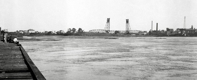 Portsmouth Memorial Bridge linking Maine and New Hampshire. Not sure of the date of the picture, but the bridge was opened to traffic in 1923. From my negatives collection. View full size.

