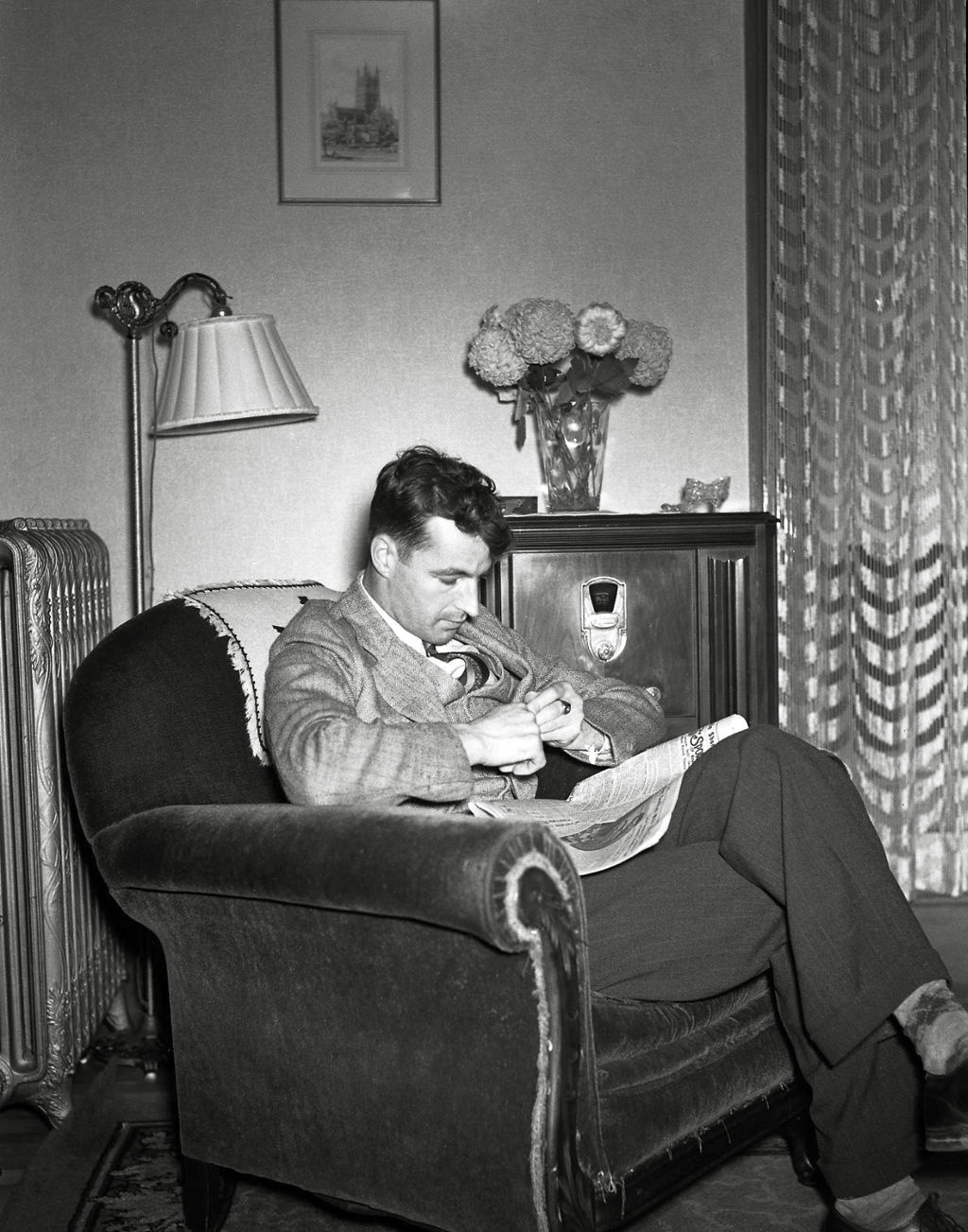 Before the Internet and television, this is how you you would spend a quiet evening at home. From my negatives collection. View full size.
