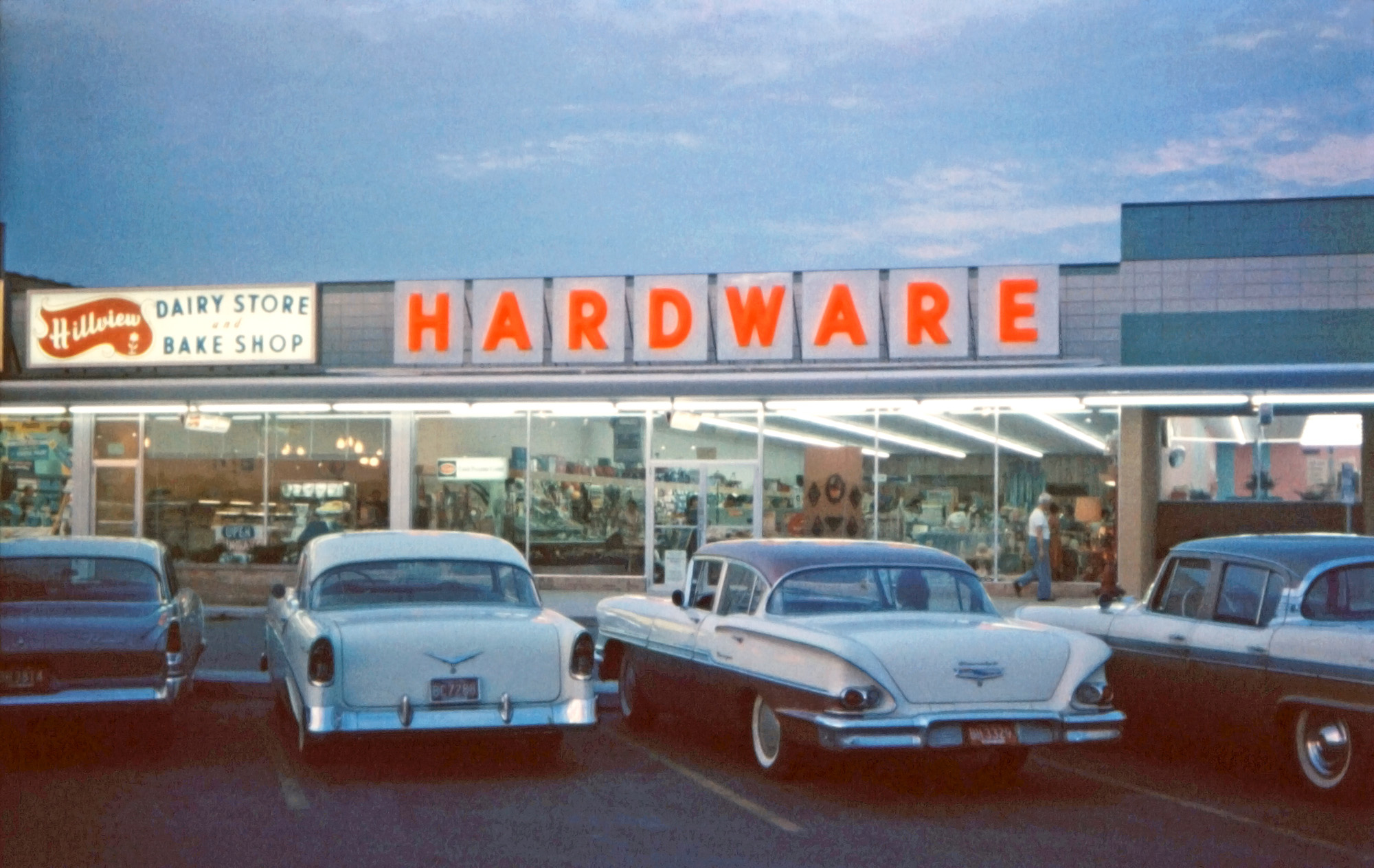 One of my grandfather's slides.  It said South Bend, Indiana on it.  He travelled throughout Indiana setting up store displays for Ace Hardware in the 50s and 60s. View full size.
