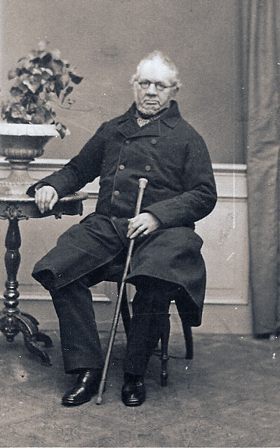 My 4x great-grandfather August Barkey, 1787-1866, who was born in Kavelsdorf, Germany. When my grandmother died a few years ago my mother got an old cigar-box full of some amazing family photos. 
