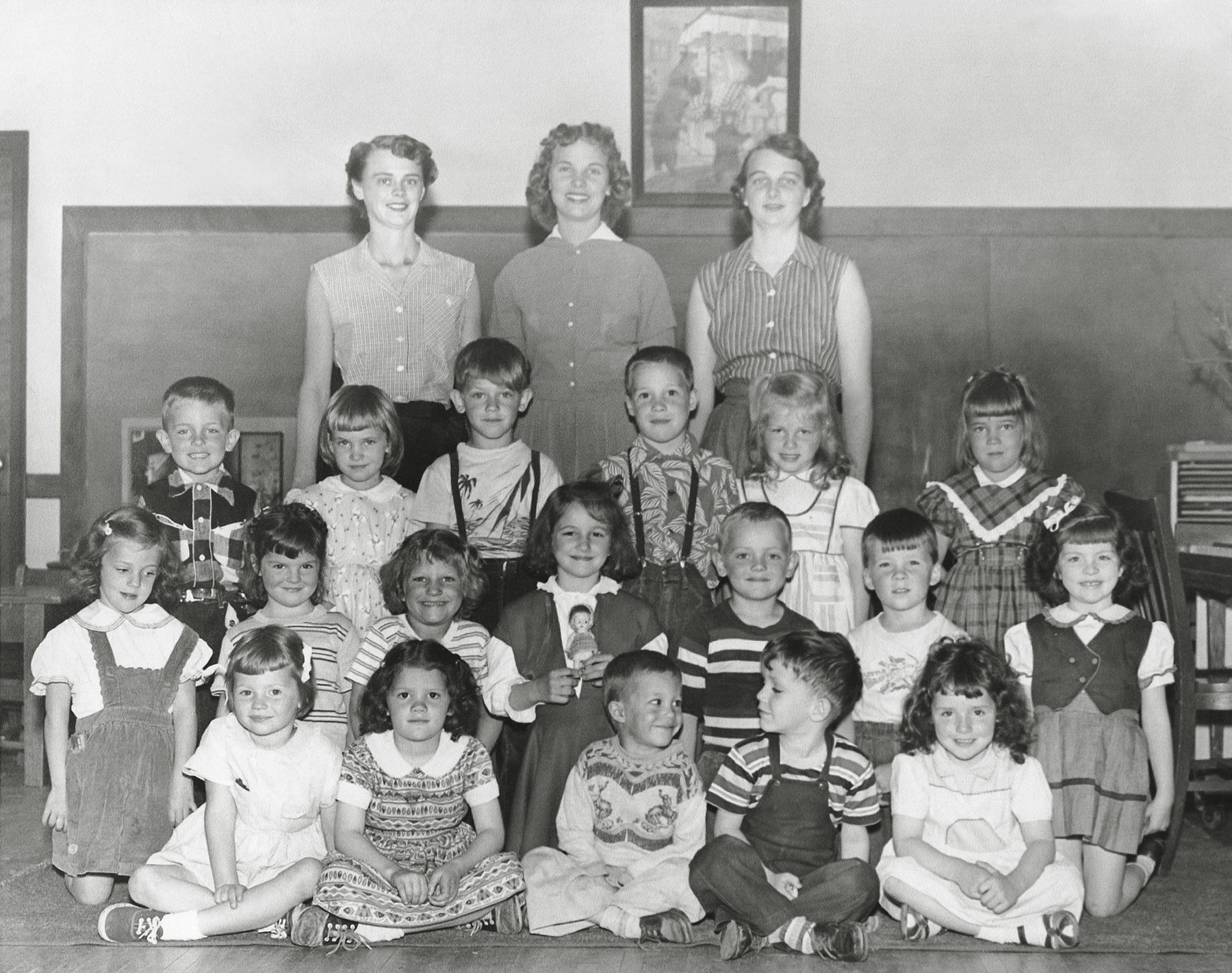 Wisconsin State College, River Falls, Campus School Nursery School class 1952. Yours truly (bohneyjames) far left third row. The teacher next to me, Peg Wells, still resides in River Falls. Classmates' names available on request -- (of course, my Mom wrote them on the back). View full size.