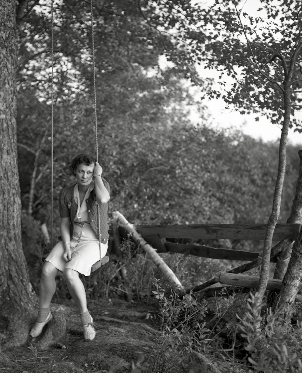 From my negatives collection. Was in an envelope titled "Ebba on Swing" I think it's a really neat shot. View full size.