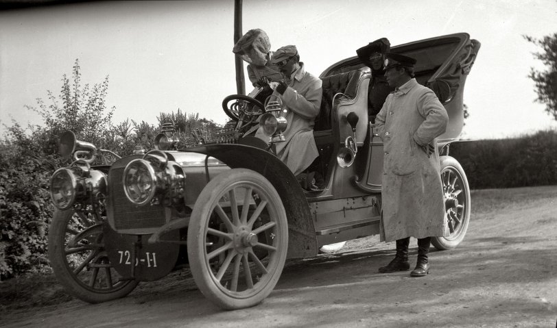July 1904. The Trevor family takes a motor tour of France. Apparently they got lost. View full size.
